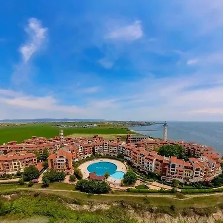Marina Cape Apartment